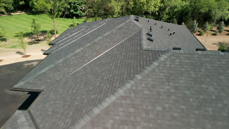 Best Roof Insulation Installation  in North Bay Shore, NY